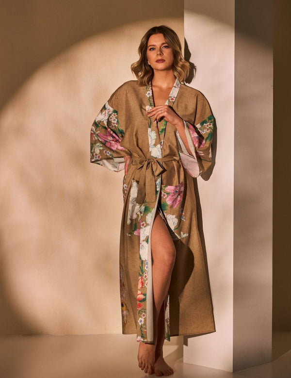 Kimono-chalatas-NAUJA-DIENA--kakavinis-67ed52c0022f6-900x900.jpg